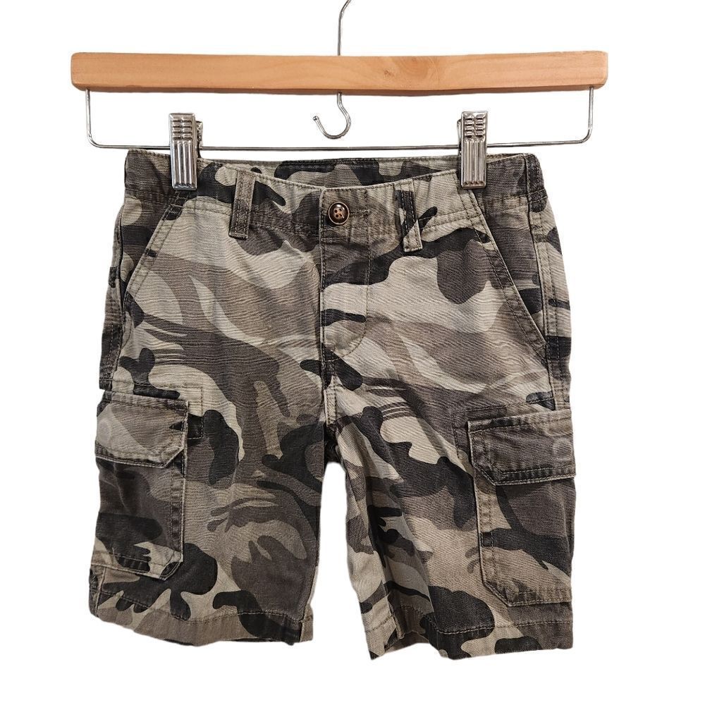 Boys Kidpik CAMO CARGO Shorts Size 6 Green Black